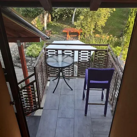 House Garden Ferienhaus *